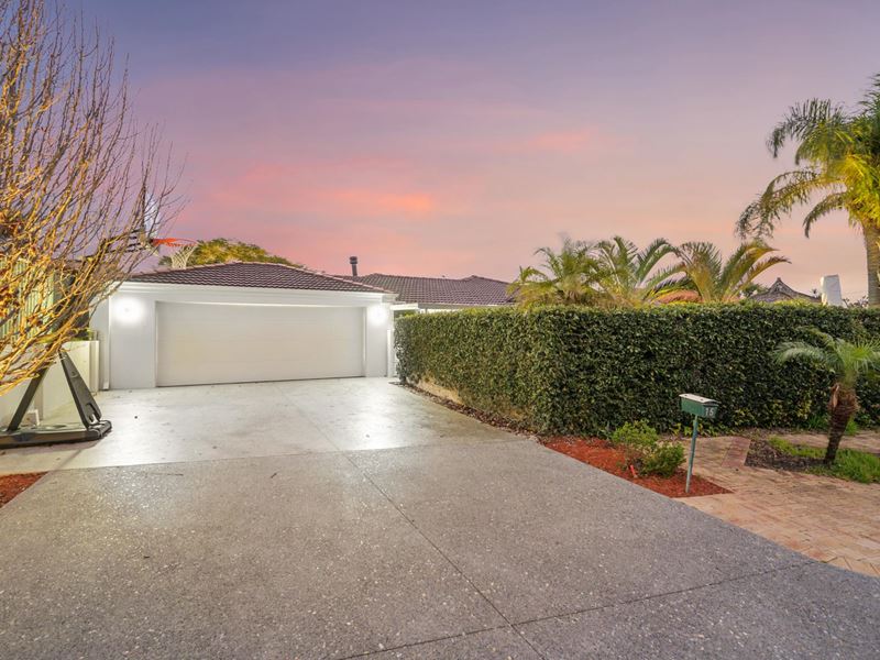 15 Guinevere Way, Carine