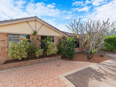 6 Finch Rise, Ballajura WA 6066