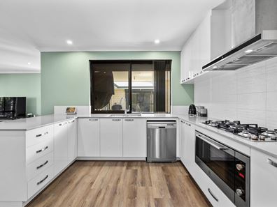 9 Nitid Road, Baldivis WA 6171
