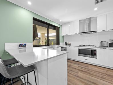 9 Nitid Road, Baldivis WA 6171