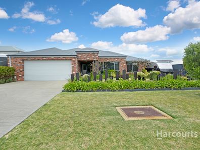 8 Eleanore Drive, Madora Bay WA 6210