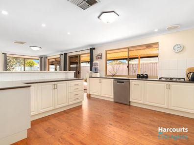 26 Glenway Loop, Cooloongup WA 6168