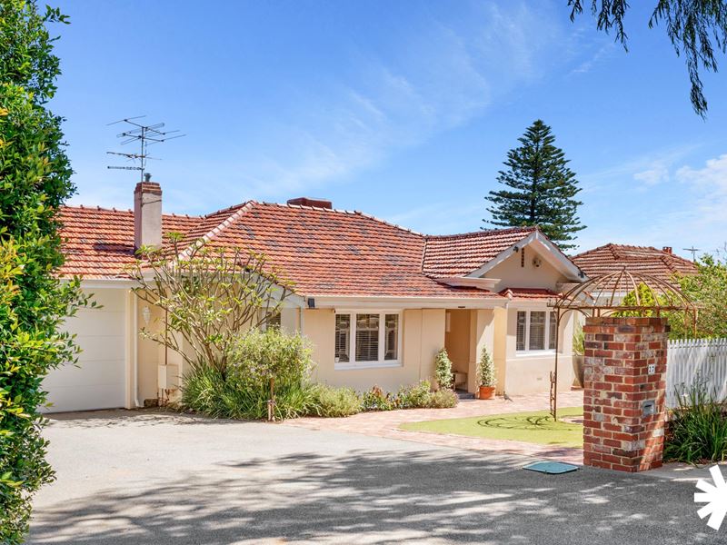 27 Monash Avenue, Como