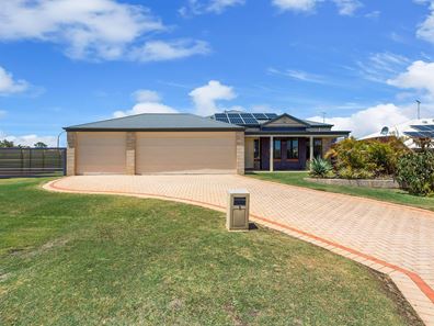 7 Tingle Way, Halls Head WA 6210