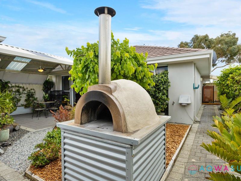 7 Kalli Street, Golden Bay