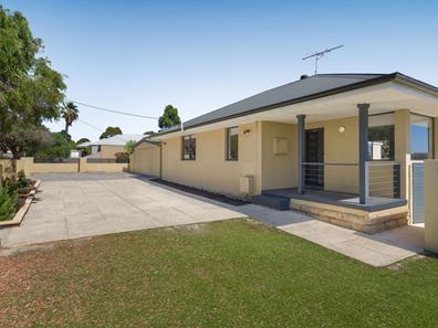 10 Butler Street, Willagee WA 6156