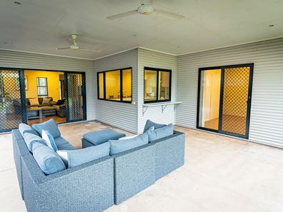 13 Gregorii St, Kununurra WA 6743