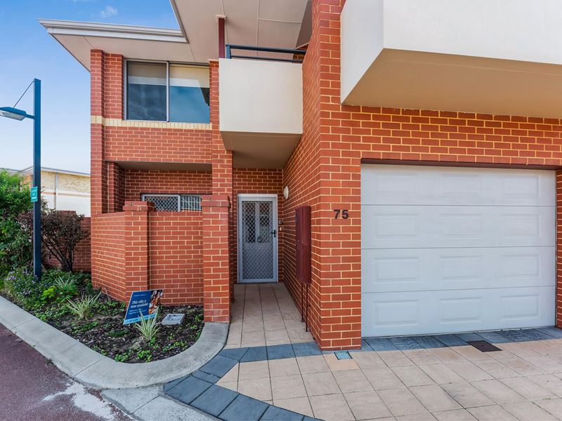 75/84 Collick Street, Hilton