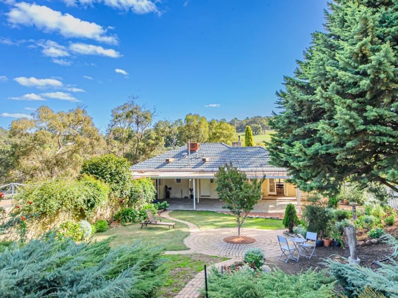 2496 Toodyay Road, Gidgegannup