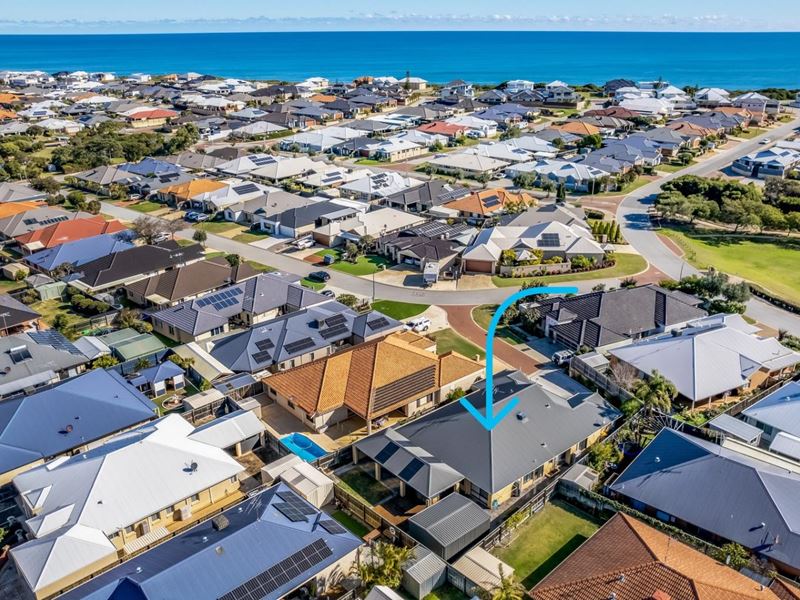 22 Honeymyrtle Grange, Halls Head WA 6210