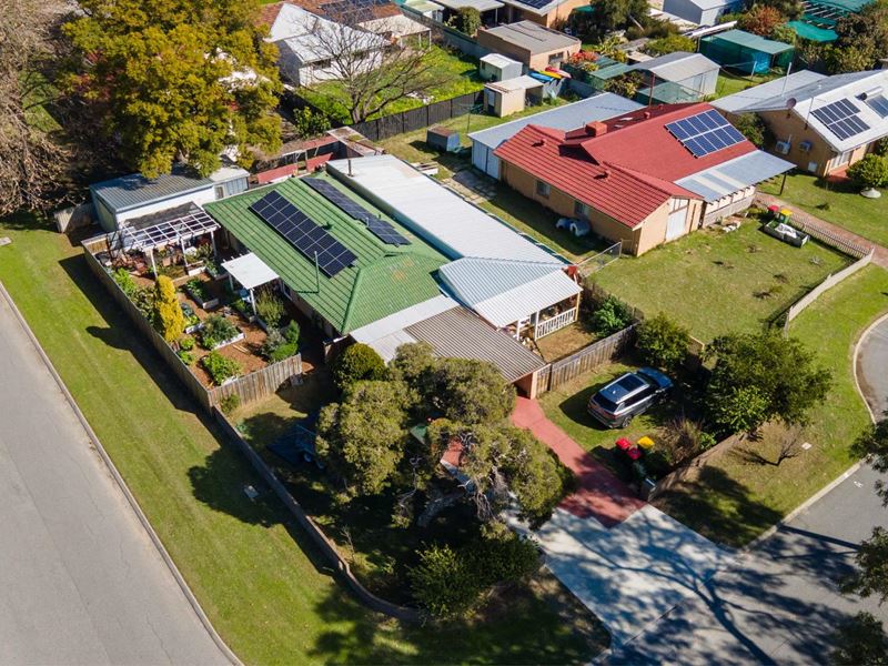 1 Elatine Place, Pinjarra WA 6208