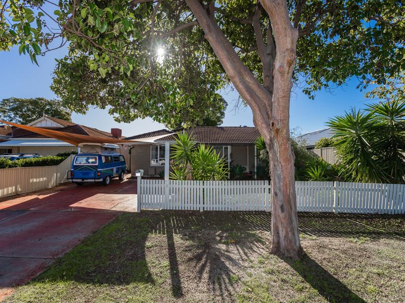 25 Oriana Street, Belmont
