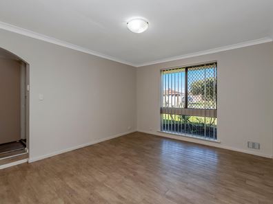 14 Nowranie Place, Hillman WA 6168