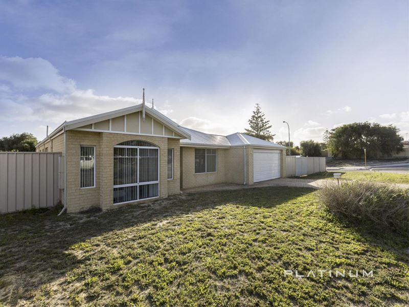 105 Lagoon Drive, Yanchep