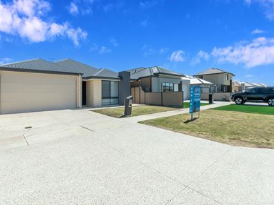 297 Balfour Street, Southern River WA 6110