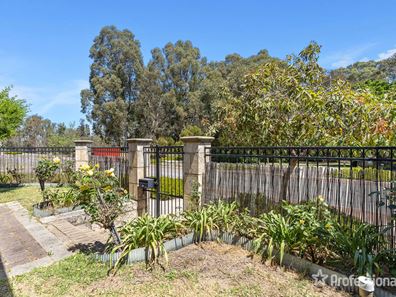 64 Price Parkway, Bertram WA 6167