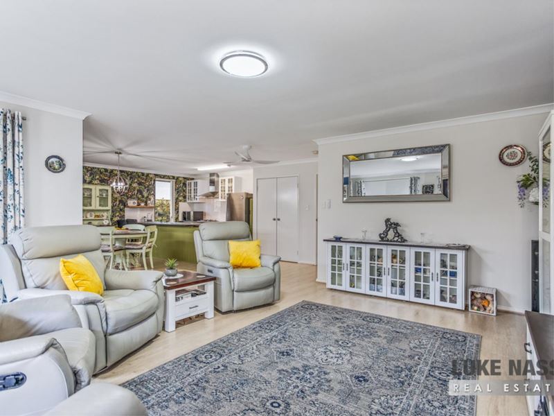 4/113 Owtram Road, Armadale