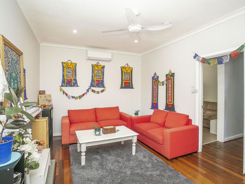12 Belarius Road, Coolbellup