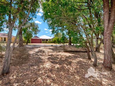 8 Wentworth Drive, Dalyellup WA 6230