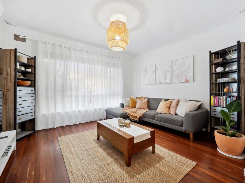 33A Winterfold Road, Hamilton Hill