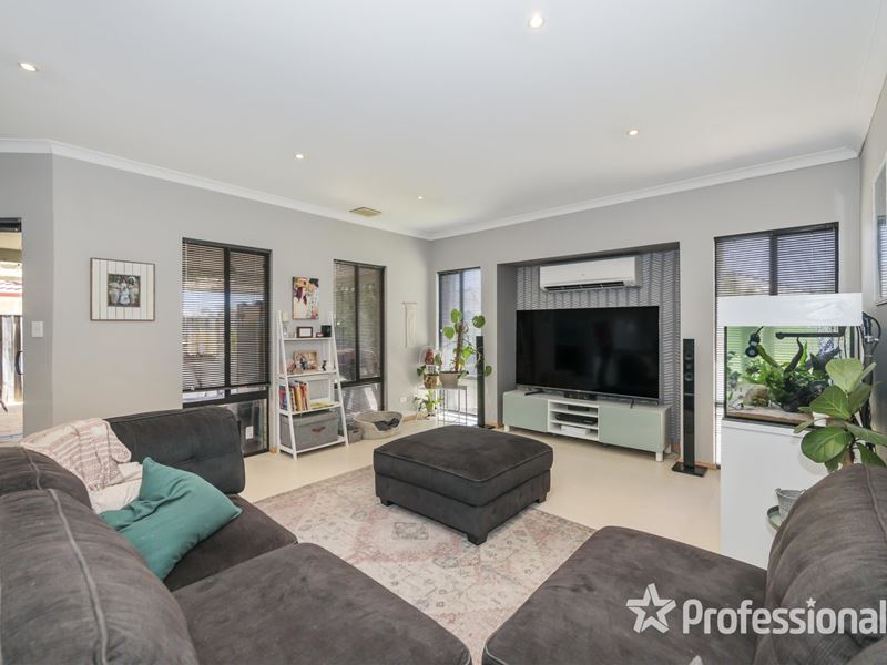 5 Carwell Avenue, Ellenbrook