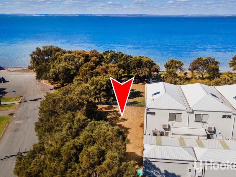 17/15 Kardan Loop, Falcon