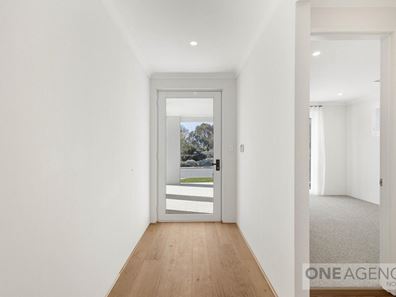 16 Beaumont Crescent, Mindarie WA 6030
