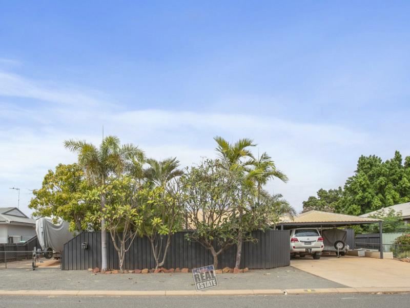 8 Church Way, Baynton