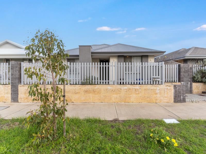 30 Mallina Crescent, Golden Bay