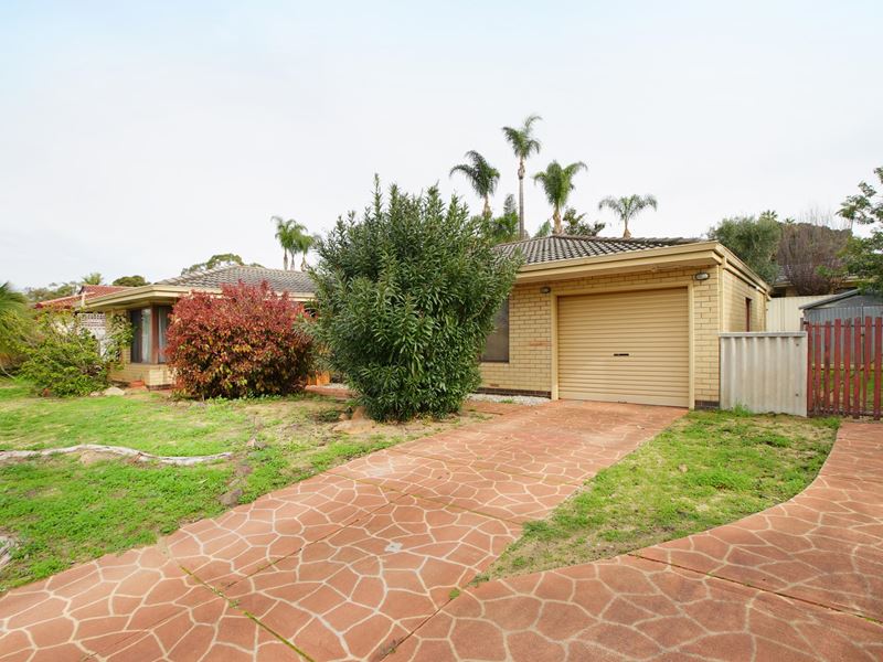 111 Gilbertson Road, Kardinya WA 6163