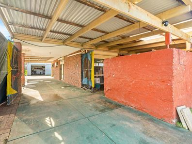 3 Canary Court, Greenfields WA 6210