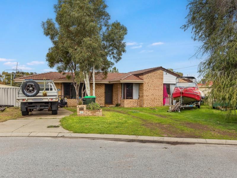 12 De Grey Close, Cooloongup WA 6168