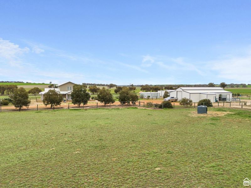 2635 Old Beverley Road, Morbinning WA 6304