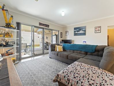 24 Whipbird Street, Baldivis WA 6171