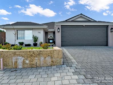 30 Aventurine Parade, Wellard WA 6170