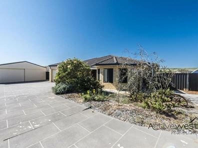 12 Fuchsia Close, Strathalbyn WA 6530