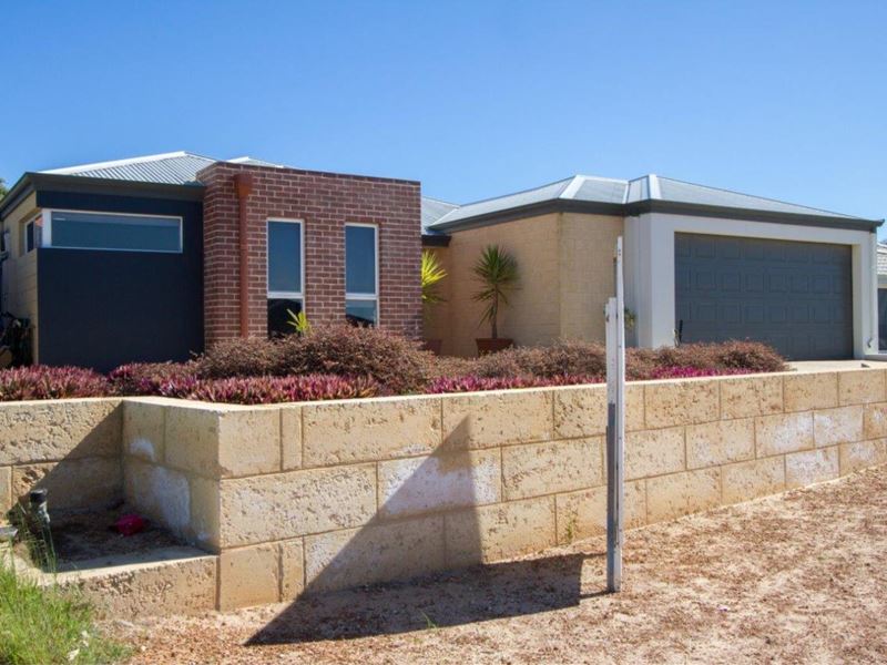 18 Curtin Grove, Mount Tarcoola WA 6530