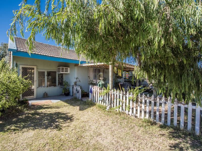 39 Bosuns Crescent, West End