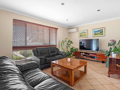 62 Lymburner Drive, Hillarys WA 6025