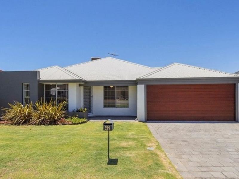 42 Kumarina Drive, Secret Harbour