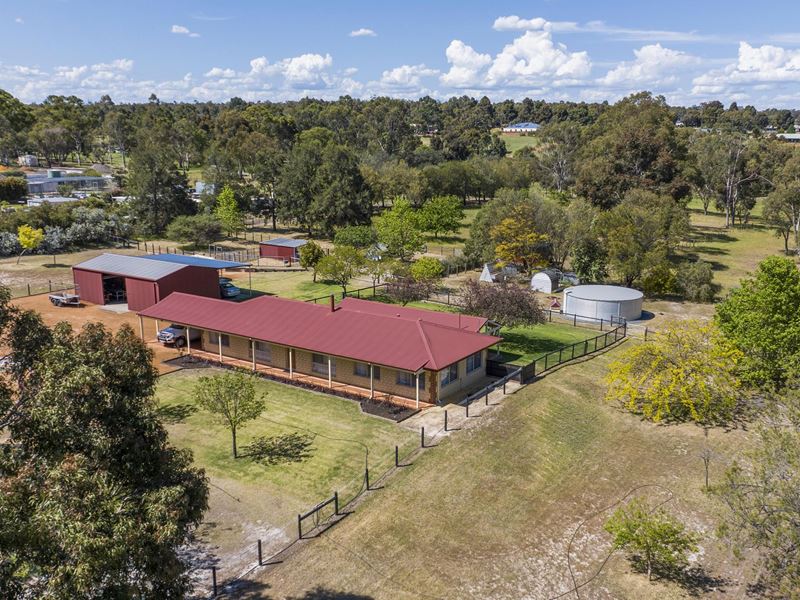 309 Ayrshire Loop, Lower Chittering WA 6084