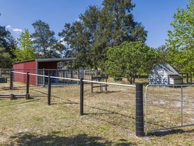 309 Ayrshire Loop, Lower Chittering WA 6084