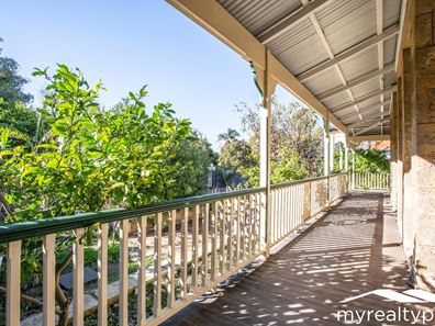 31 Alexandra Road, East Fremantle WA 6158