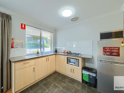 22/212 Albany Highway, Centennial Park WA 6330