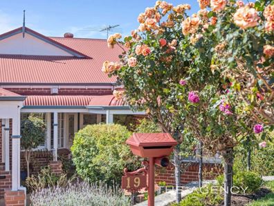 19 Murchison Drive, Jane Brook WA 6056