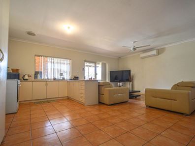 27E Koombana Avenue, South Hedland WA 6722