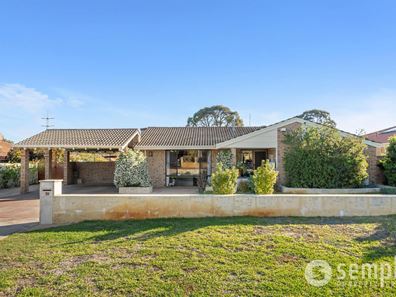 39 Laughton Way, Leeming WA 6149