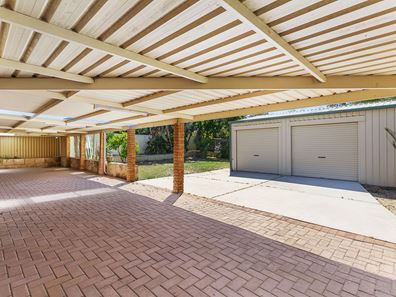 24 Banfield Grove, Clarkson WA 6030