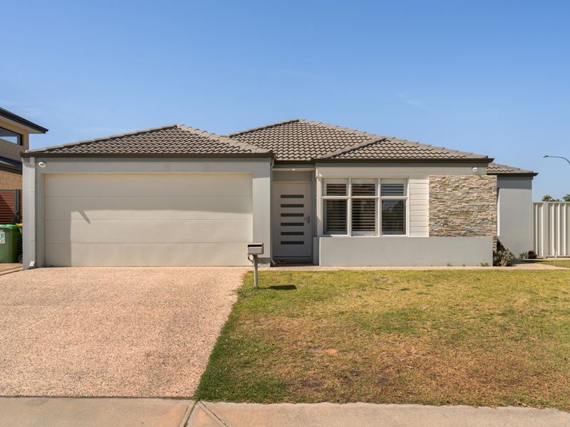 41 Findlay Road, Leeming WA 6149