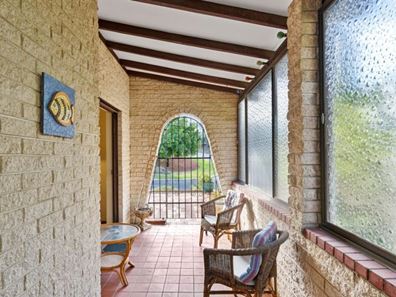 30 Hawkins Avenue, Sorrento WA 6020